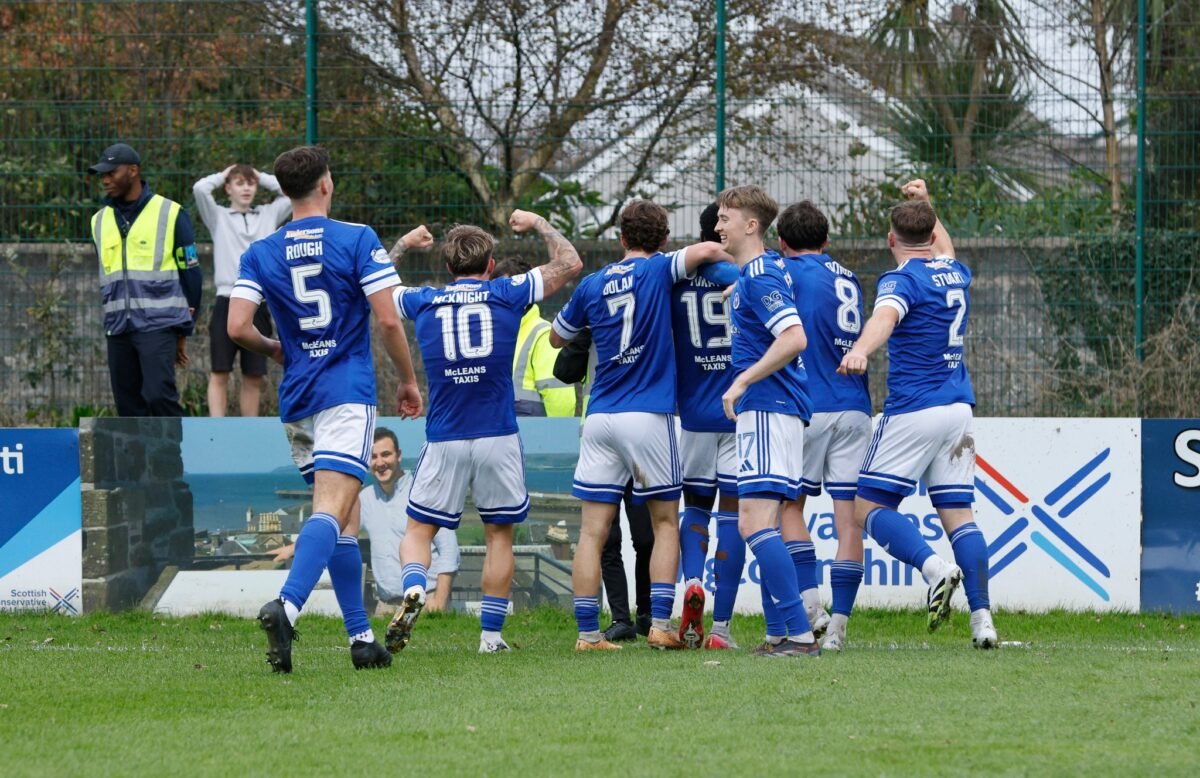 You are currently viewing Stranraer 1-1 Queen of the South