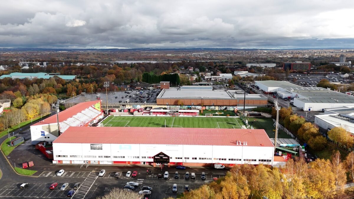 You are currently viewing Clyde v Stranraer