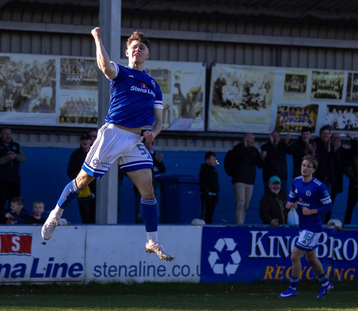 You are currently viewing Deano’s on fire
